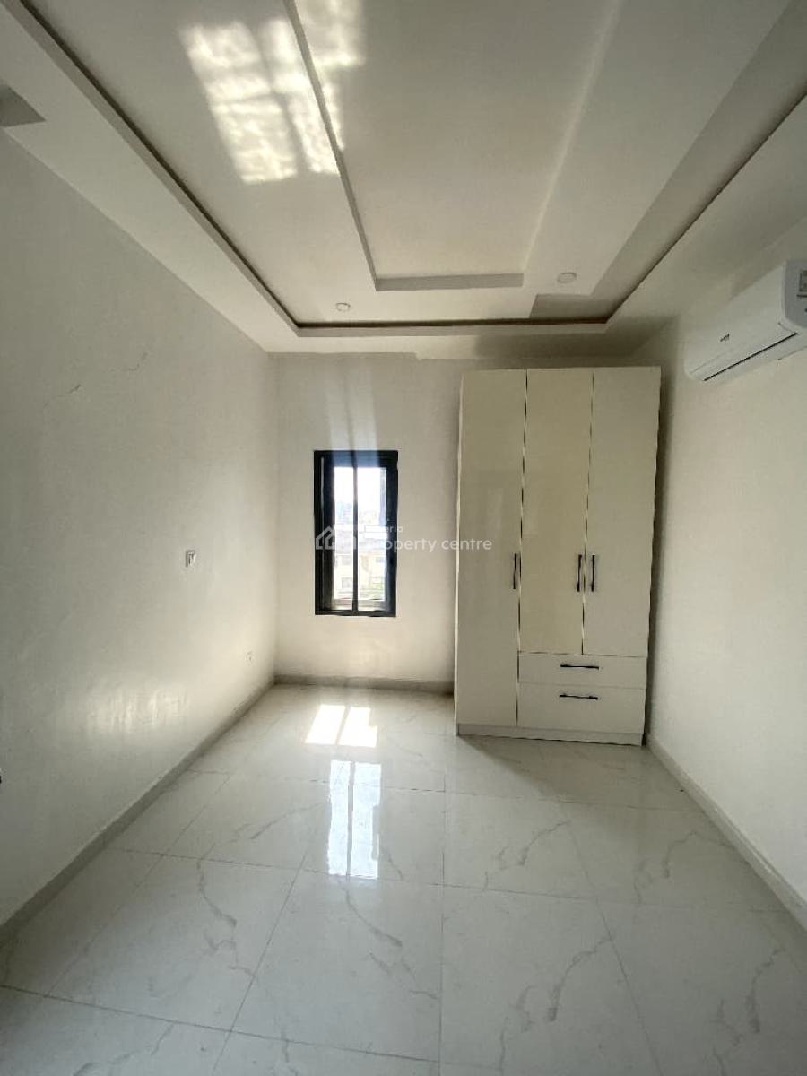 Lovely 3 Bedroom Apartment in a Secure Estate, Ikoyi, Lagos, Flat / Apartment for Rent