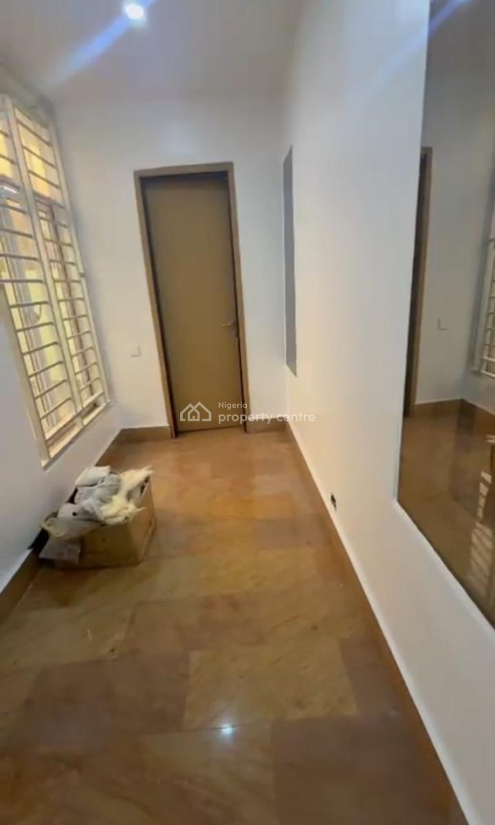 a Wing 4 Bedrooms Semi-detached Duplex with a Room Bq, Gra Phase 2, Magodo, Lagos, Semi-detached Duplex for Sale