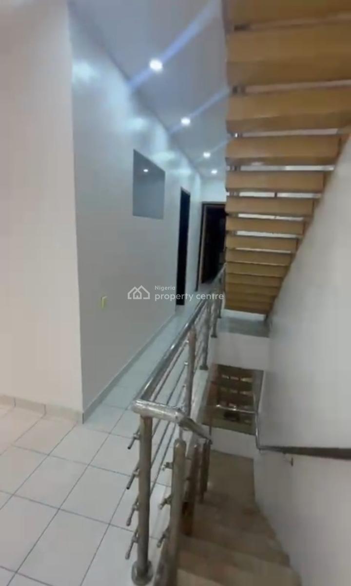 a Wing 4 Bedrooms Semi-detached Duplex with a Room Bq, Gra Phase 2, Magodo, Lagos, Semi-detached Duplex for Sale