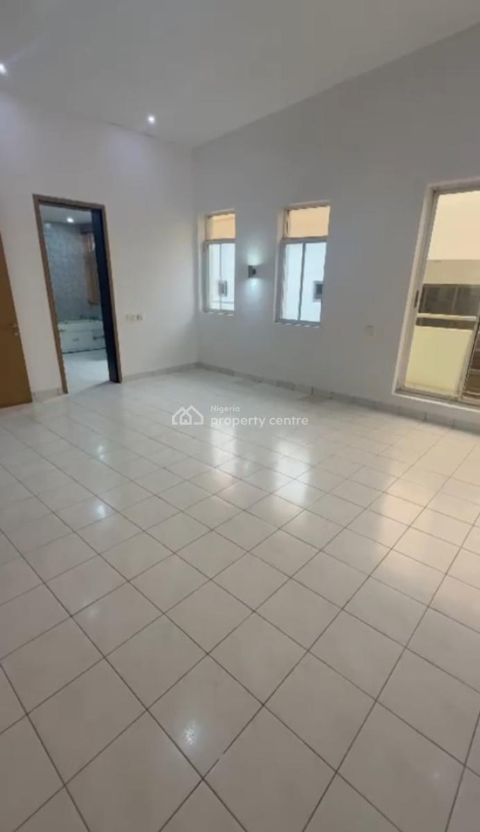 a Wing 4 Bedrooms Semi-detached Duplex with a Room Bq, Gra Phase 2, Magodo, Lagos, Semi-detached Duplex for Sale