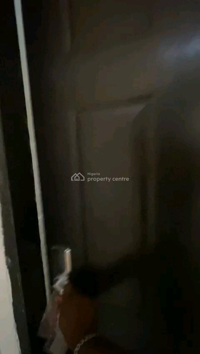 Newly Built 2bedroom Apartment, 12,peluola Street, Oworonshoki, Shomolu, Lagos, Flat / Apartment for Rent