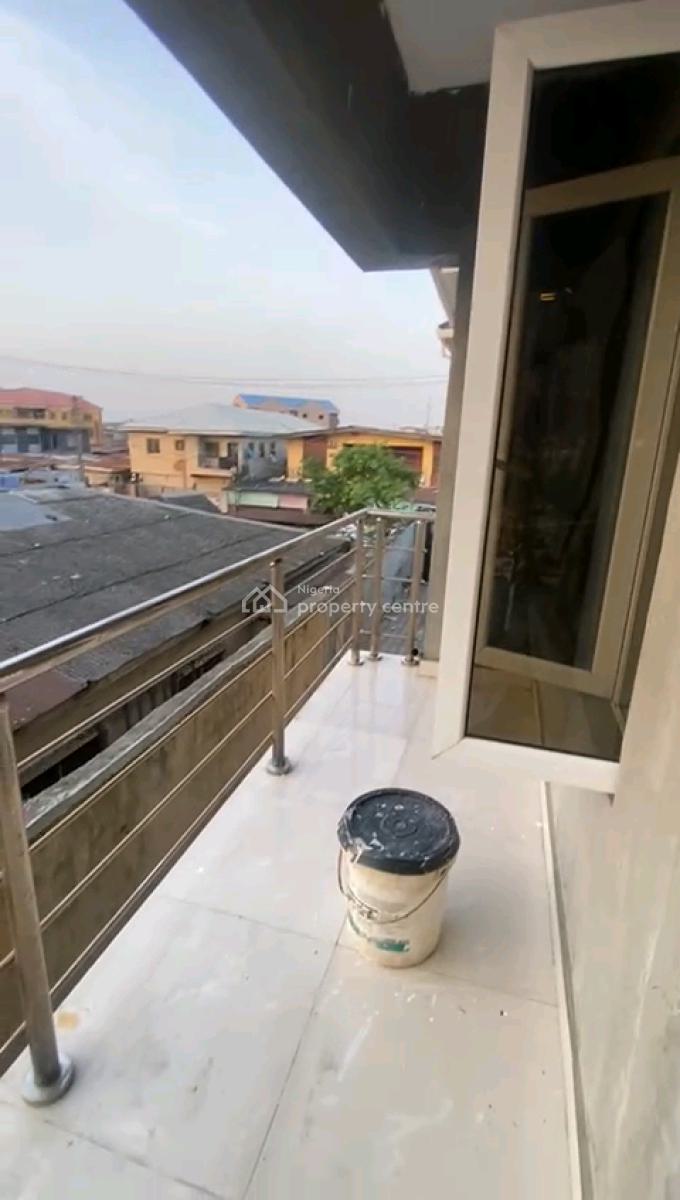 Newly Built 2bedroom Apartment, 12,peluola Street, Oworonshoki, Shomolu, Lagos, Flat / Apartment for Rent