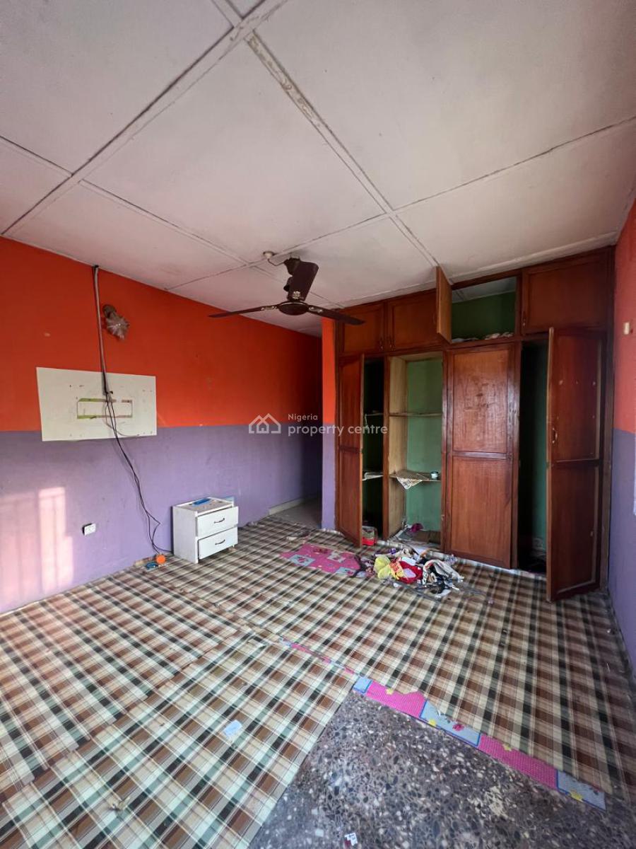 Spacious 2 Bedrooms Flat, Agungi, Lekki, Lagos, Flat / Apartment for Rent