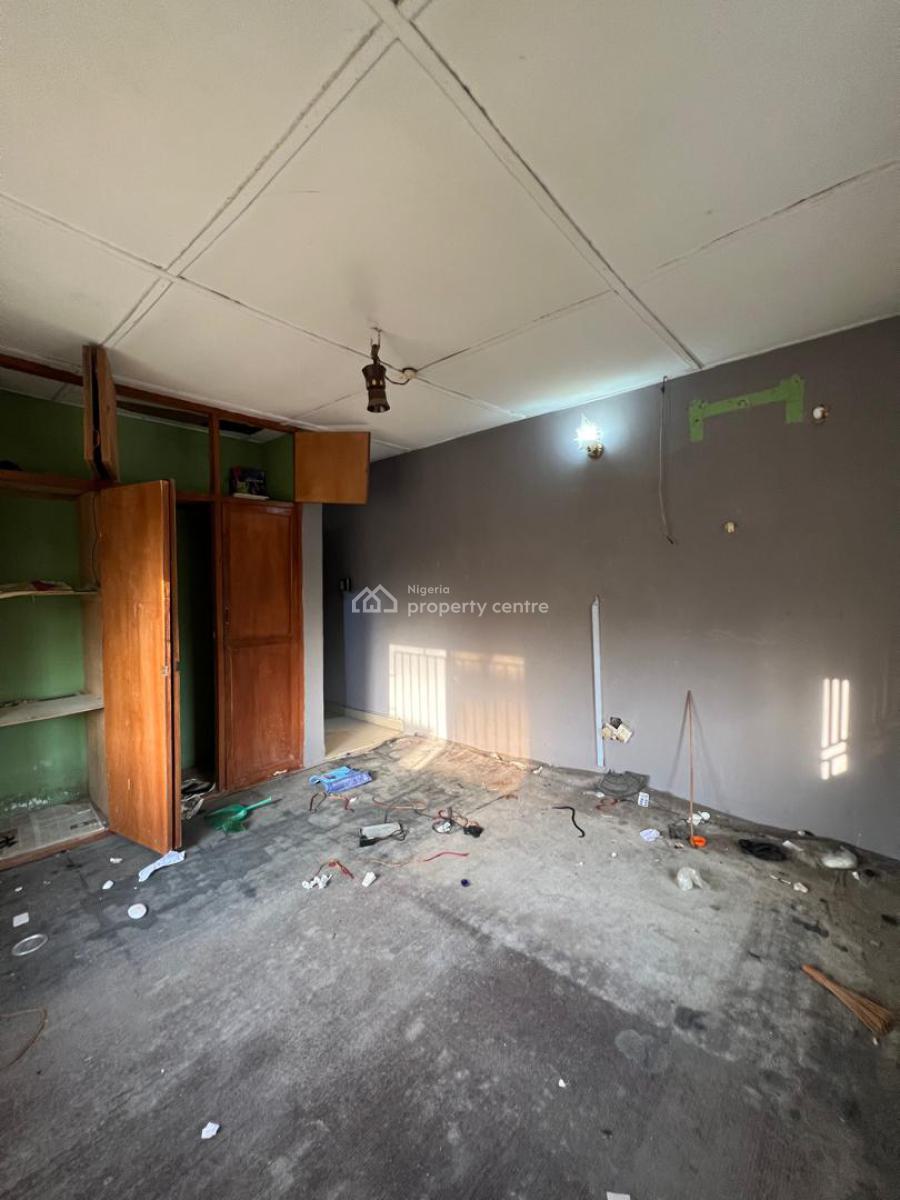 Spacious 2 Bedrooms Flat, Agungi, Lekki, Lagos, Flat / Apartment for Rent