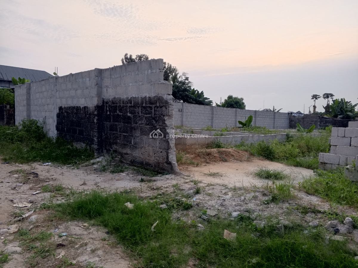 Above 1 Plot of Land Fenced, Isaac Wosu Street Behind Ebenezer Secondary School Off Elimgbu Palace, Rumuokwurusi, Port Harcourt, Rivers, Mixed-use Land for Sale