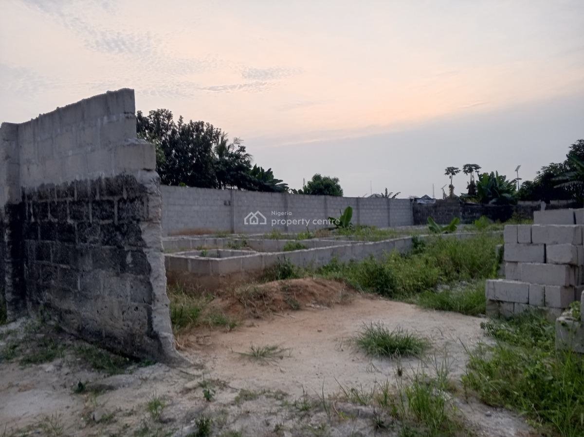 Above 1 Plot of Land Fenced, Isaac Wosu Street Behind Ebenezer Secondary School Off Elimgbu Palace, Rumuokwurusi, Port Harcourt, Rivers, Mixed-use Land for Sale