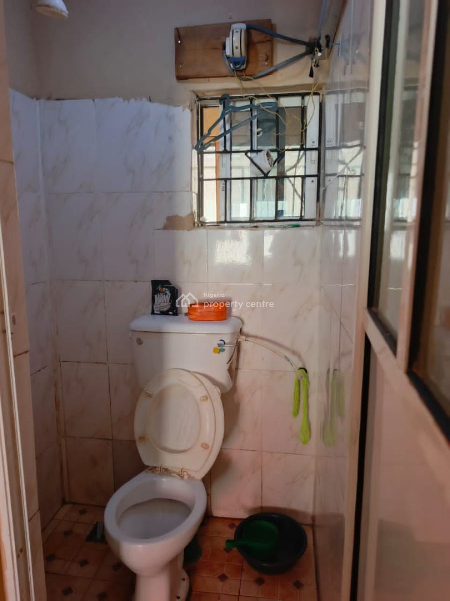 Just Out Big Room Self Apartment, Abule Ijesha, Yaba, Lagos, Flat / Apartment for Rent