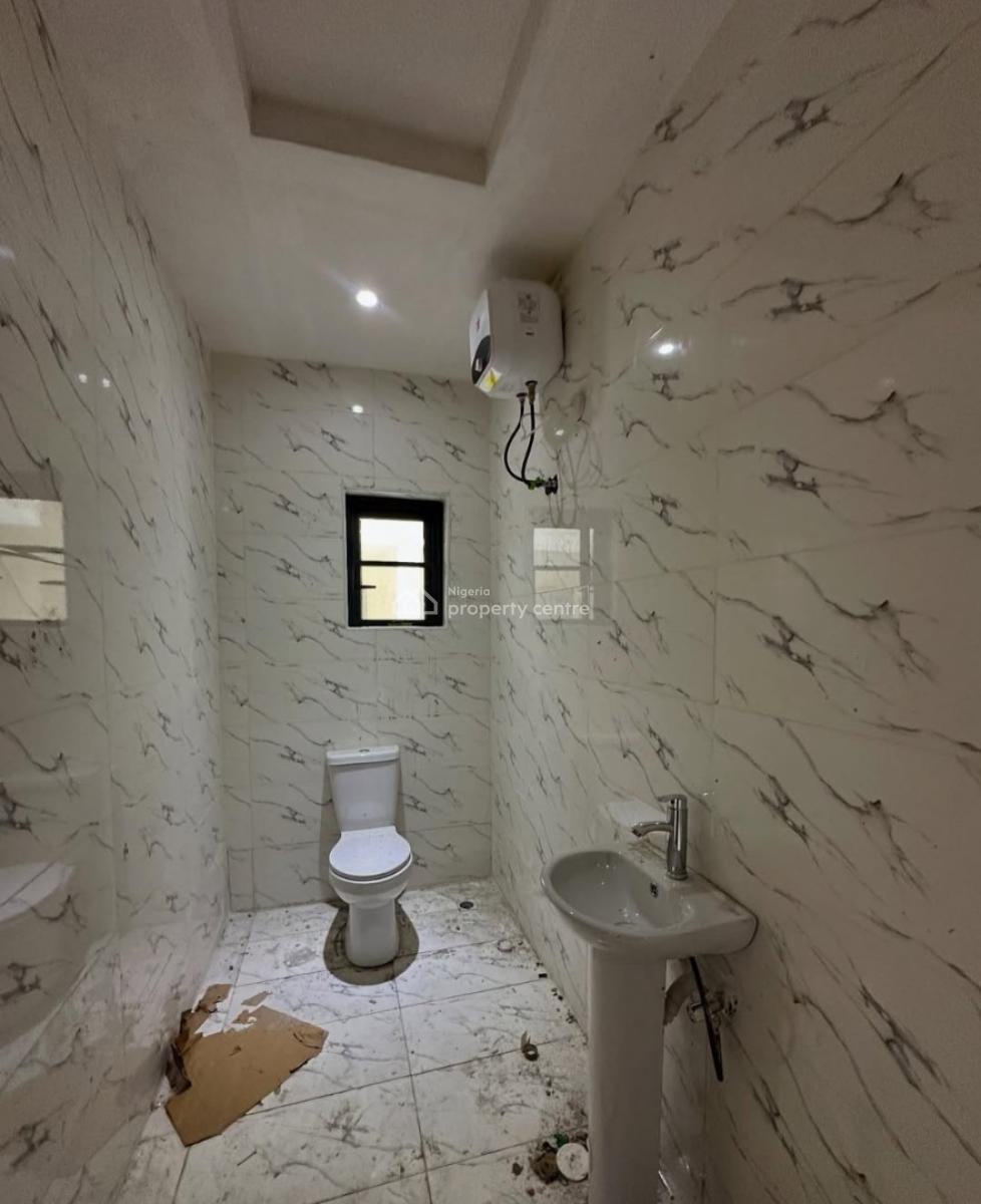 Newly Built and Well-finished and Serviced with 24/7 Power Supply 3 Be, Lekki Phase 1, Lekki, Lagos, Flat / Apartment for Rent