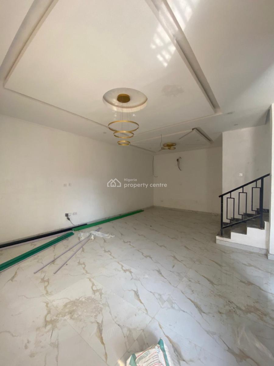 Spacious Standard 4 Bedroom Terrace House, Lekki, Lagos, Lekki Phase 1, Lekki, Lagos, Terraced Duplex for Rent