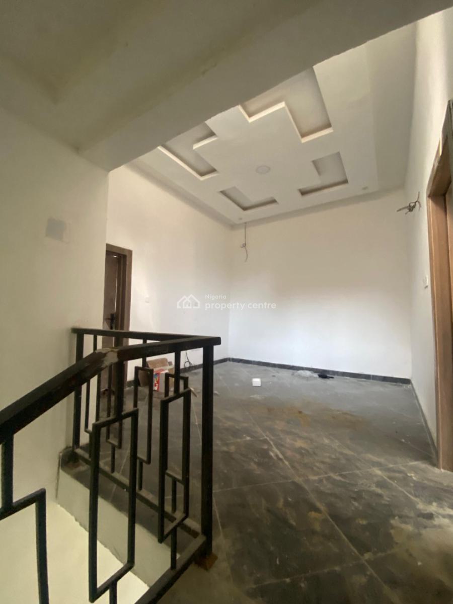 Spacious Standard 4 Bedroom Terrace House, Lekki, Lagos, Lekki Phase 1, Lekki, Lagos, Terraced Duplex for Rent