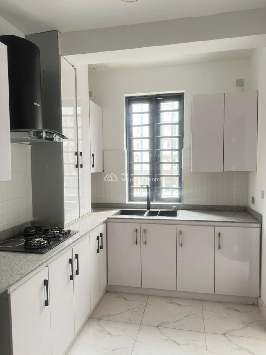 Smart Luxury 2 Bedroom Apartment in a Serene and Secured Location, Lekki Phase 1, Lekki, Lagos, Flat / Apartment for Sale