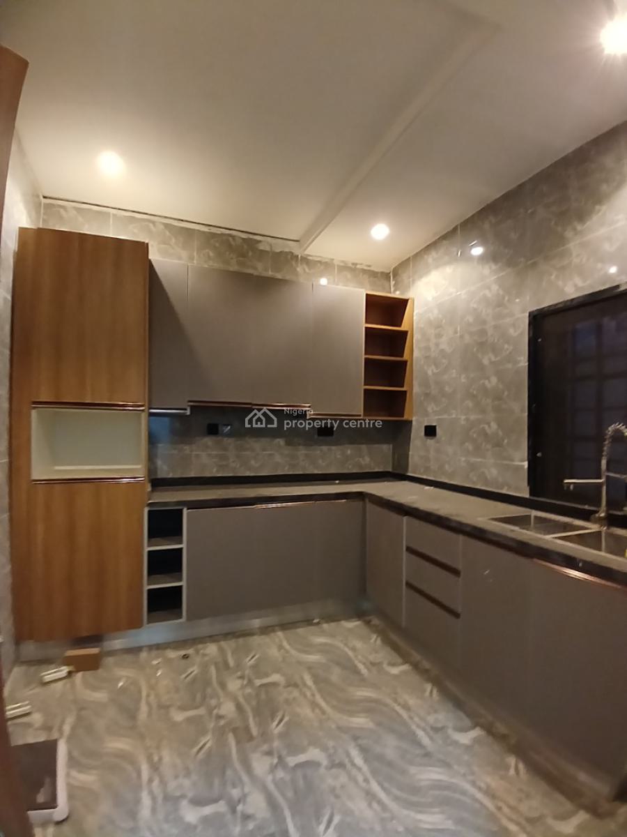 Brand New 5 Bedroom Terrace Duplex with 1room Bq, Guzape District Abuja Diplomatic Zone, Guzape District, Abuja, House for Rent