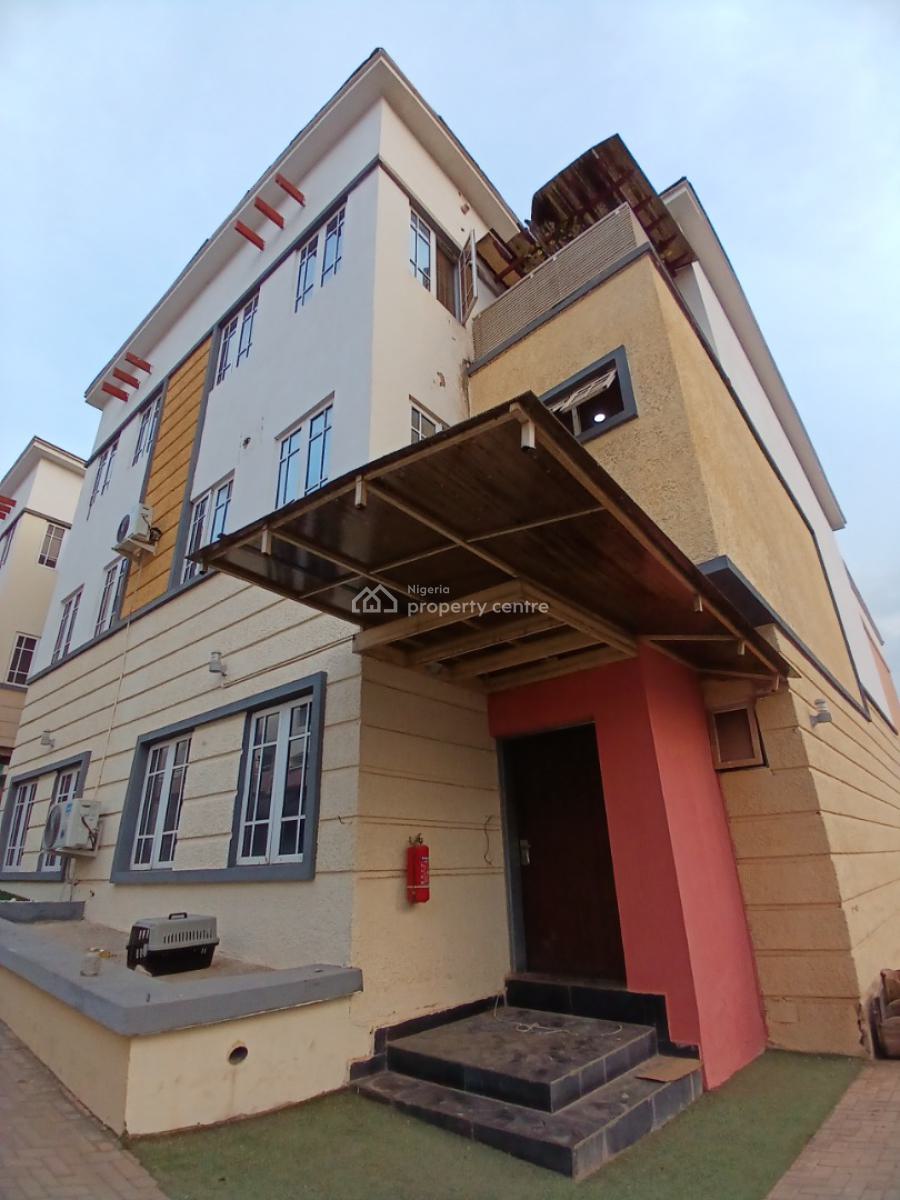 Under Renovation 4 Bedroom Terrace Duplex with 1room Bq, Guzape Abuja Diplomatic Zone, Guzape District, Abuja, Terraced Duplex for Rent