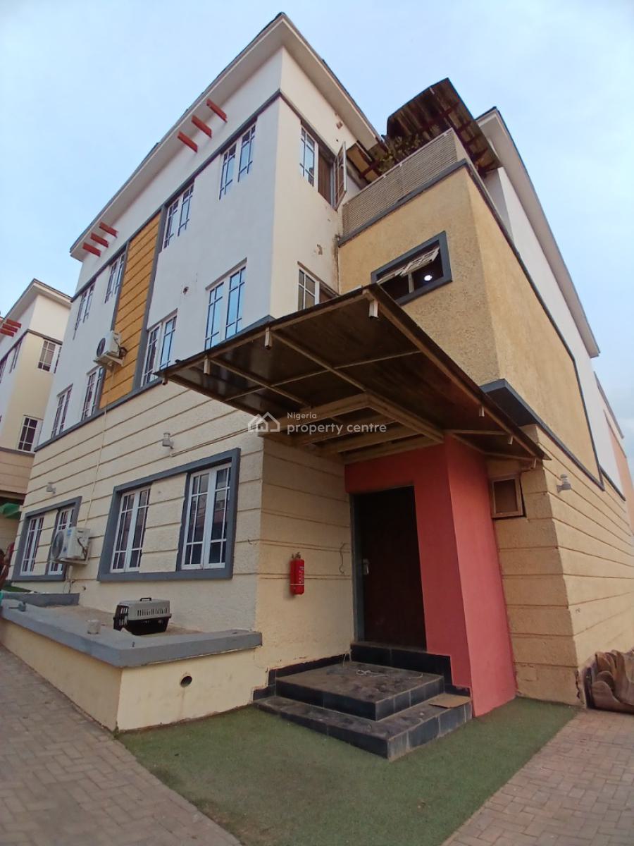 Under Renovation 4 Bedroom Terrace Duplex with 1room Bq, Guzape Abuja Diplomatic Zone, Guzape District, Abuja, Terraced Duplex for Rent