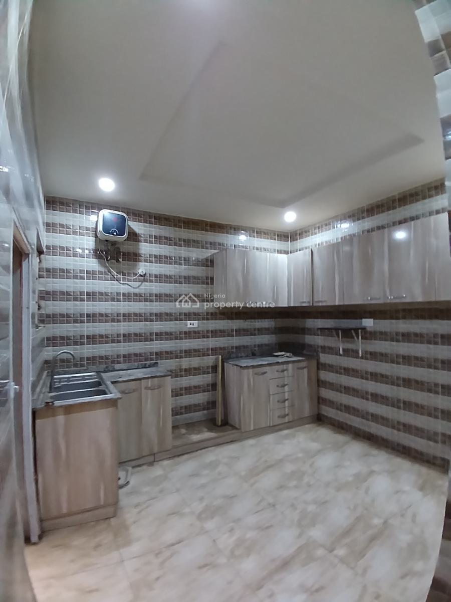 Under Renovation 4 Bedroom Terrace Duplex with 1room Bq, Guzape Abuja Diplomatic Zone, Guzape District, Abuja, Terraced Duplex for Rent