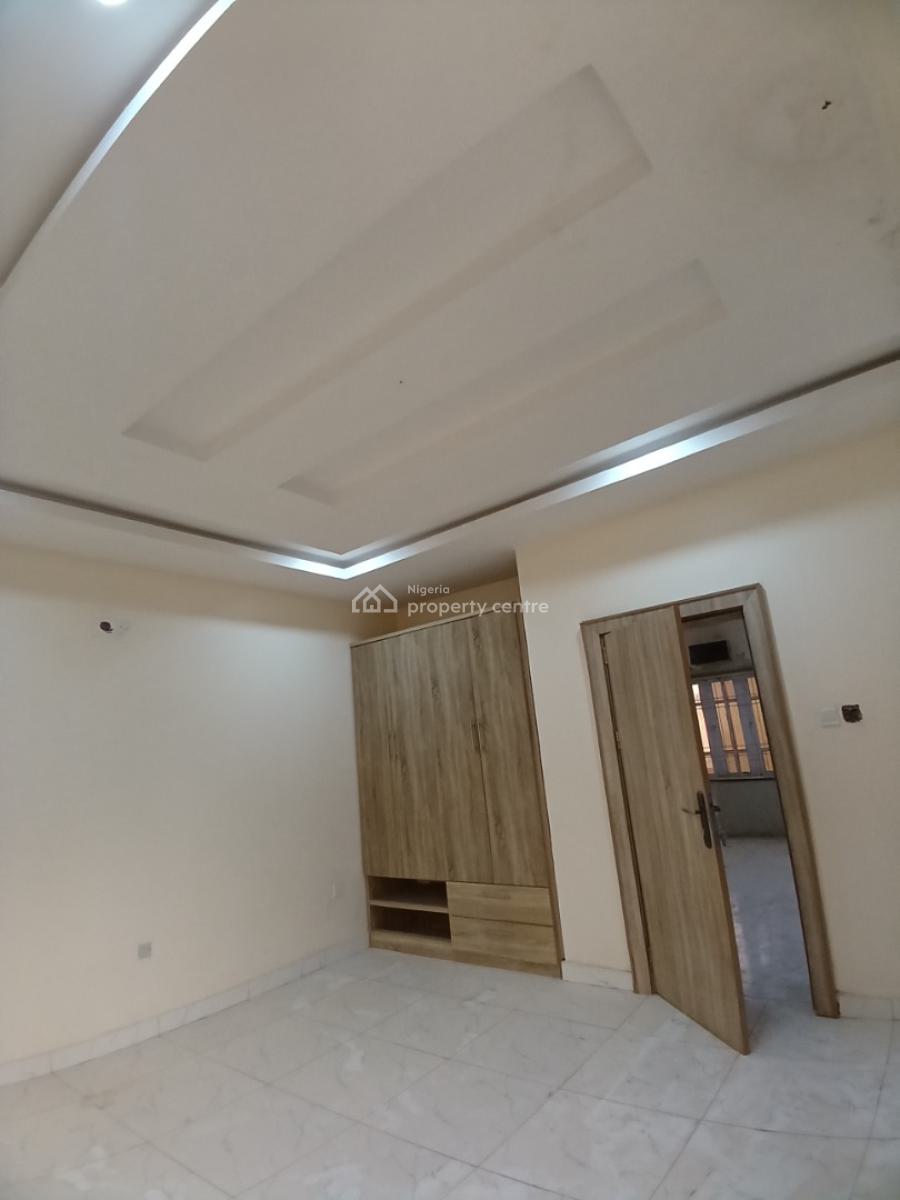 Under Renovation 4 Bedroom Terrace Duplex with 1room Bq, Guzape Abuja Diplomatic Zone, Guzape District, Abuja, Terraced Duplex for Rent