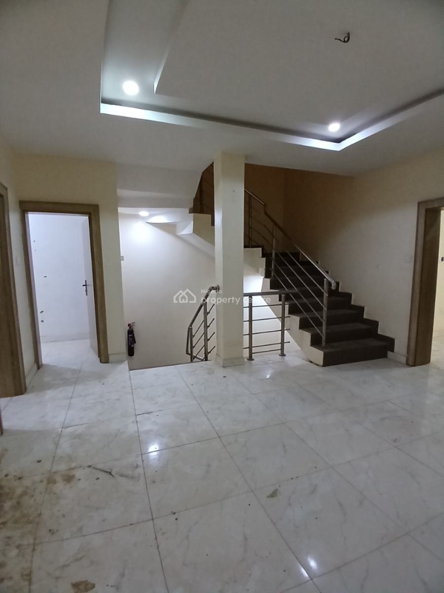 Under Renovation 4 Bedroom Terrace Duplex with 1room Bq, Guzape Abuja Diplomatic Zone, Guzape District, Abuja, Terraced Duplex for Rent