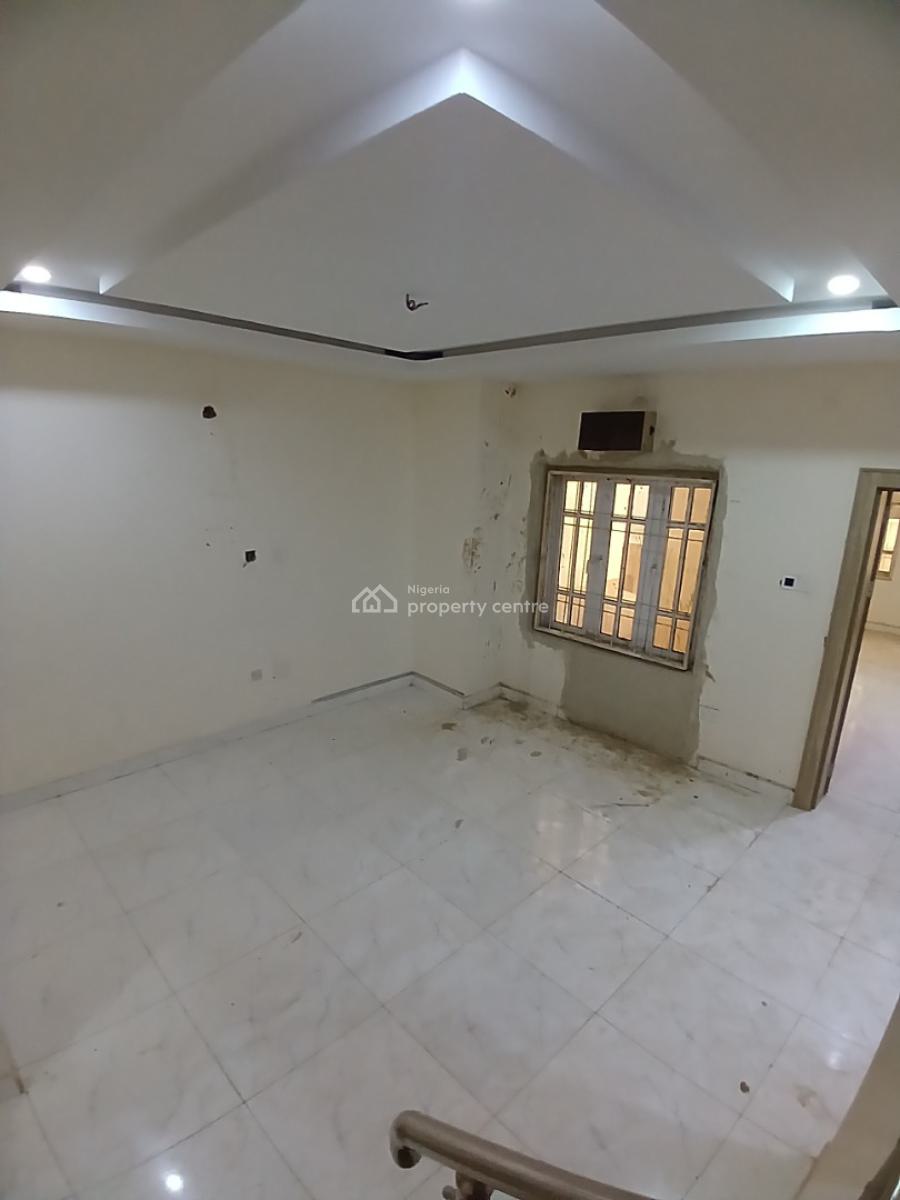 Under Renovation 4 Bedroom Terrace Duplex with 1room Bq, Guzape Abuja Diplomatic Zone, Guzape District, Abuja, Terraced Duplex for Rent