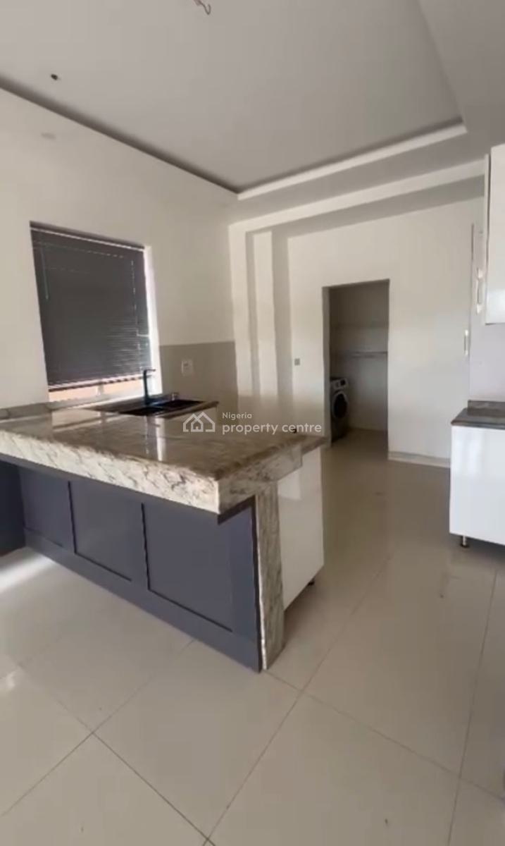 Luxury Standard 2bedroom Apartment, Dideolu Estate Victoria Island, Victoria Island (vi), Lagos, Flat / Apartment for Rent
