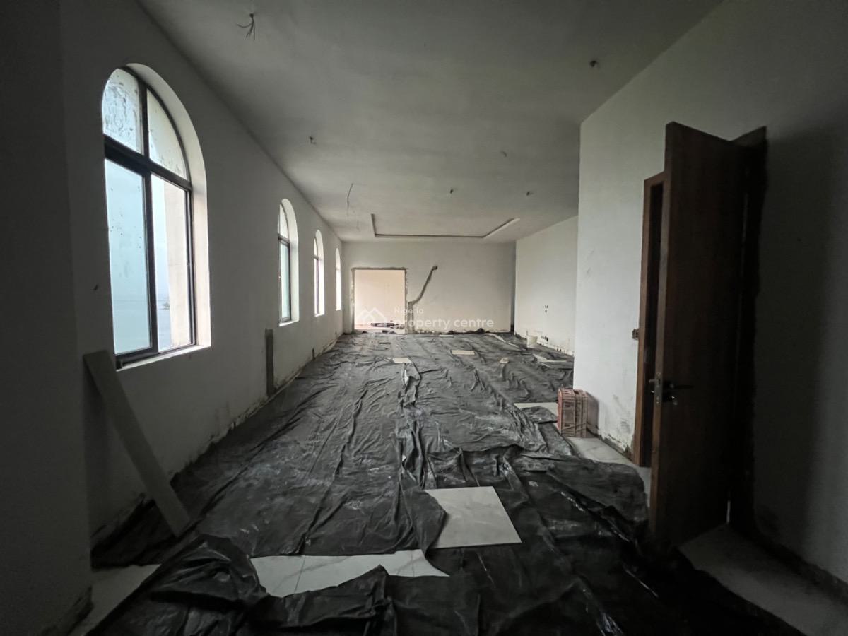 Waterfront 3 Bedroom Penthouse Apartment, Off Admiralty Way, Lekki Phase 1, Lekki, Lagos, Flat / Apartment for Sale