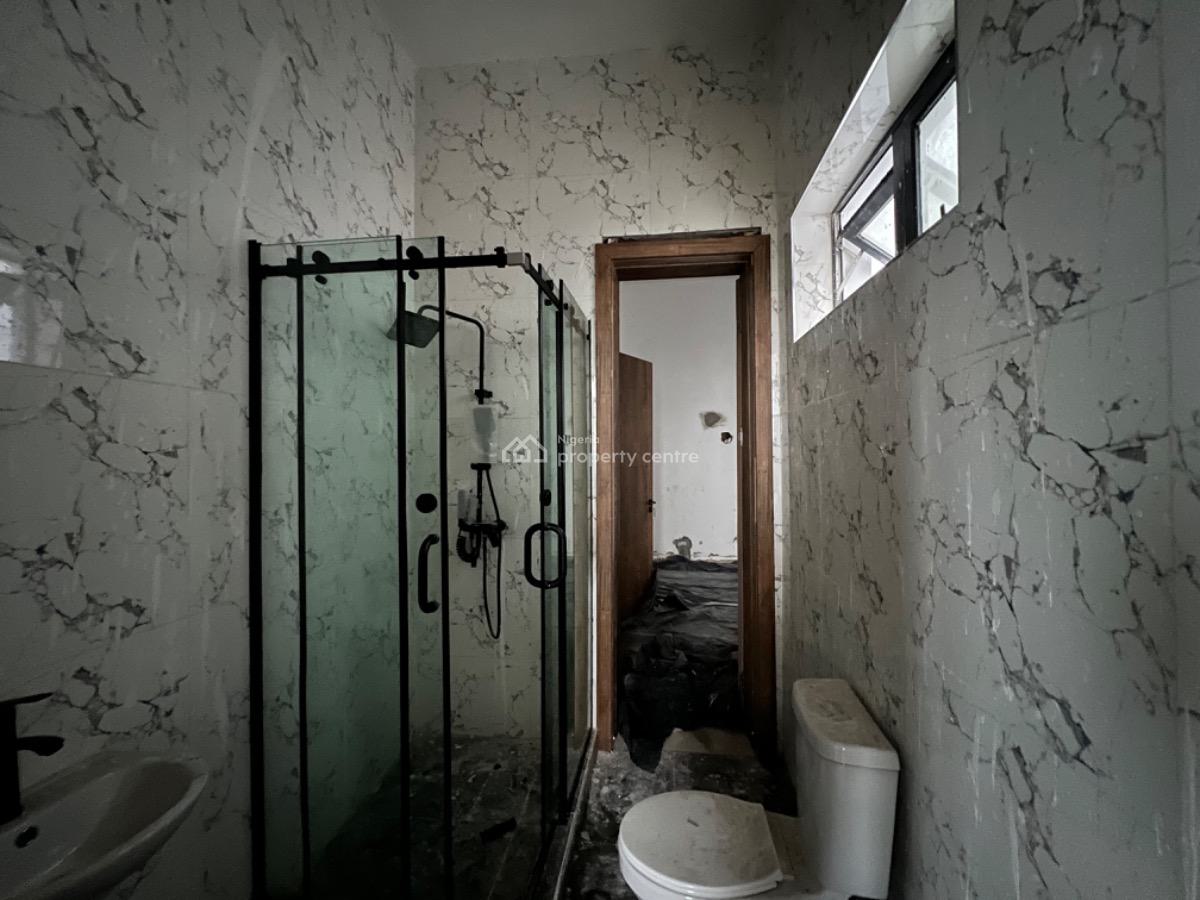 Waterfront 3 Bedroom Penthouse Apartment, Off Admiralty Way, Lekki Phase 1, Lekki, Lagos, Flat / Apartment for Sale