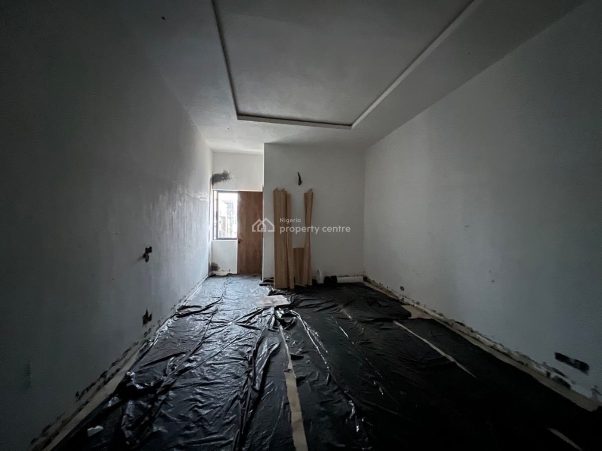 Waterfront 3 Bedroom Penthouse Apartment, Off Admiralty Way, Lekki Phase 1, Lekki, Lagos, Flat / Apartment for Sale