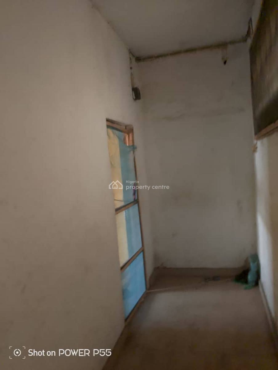 a Mini Flat (office Use), Ogunnusi Area Ojodu, Ojodu Berger, Ojodu, Lagos, Mini Flat (room and Parlour) for Rent