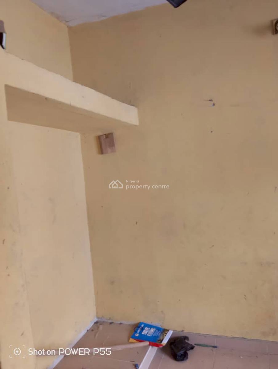 a Mini Flat (office Use), Ogunnusi Area Ojodu, Ojodu Berger, Ojodu, Lagos, Mini Flat (room and Parlour) for Rent