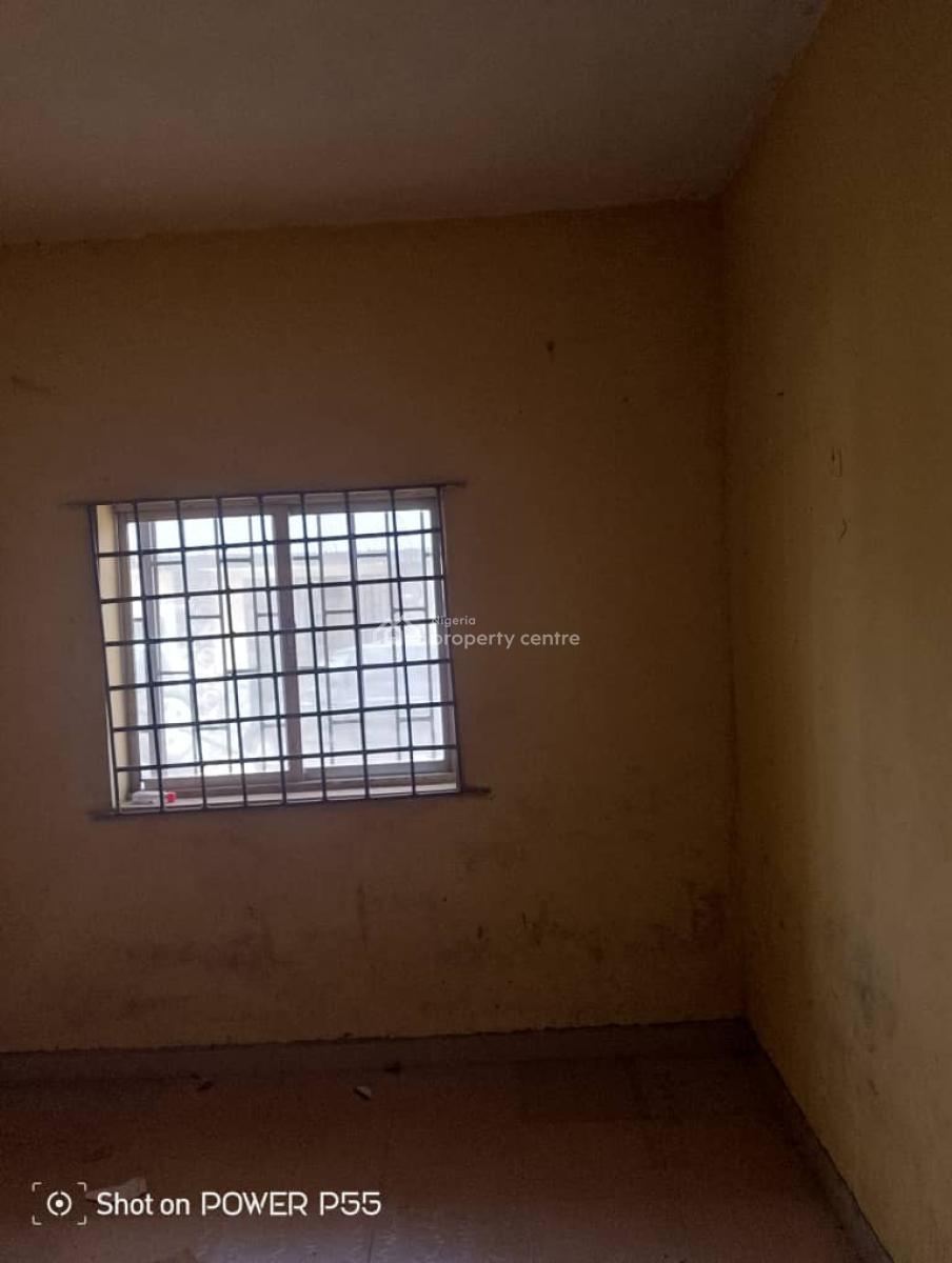 a Mini Flat (office Use), Ogunnusi Area Ojodu, Ojodu Berger, Ojodu, Lagos, Mini Flat (room and Parlour) for Rent
