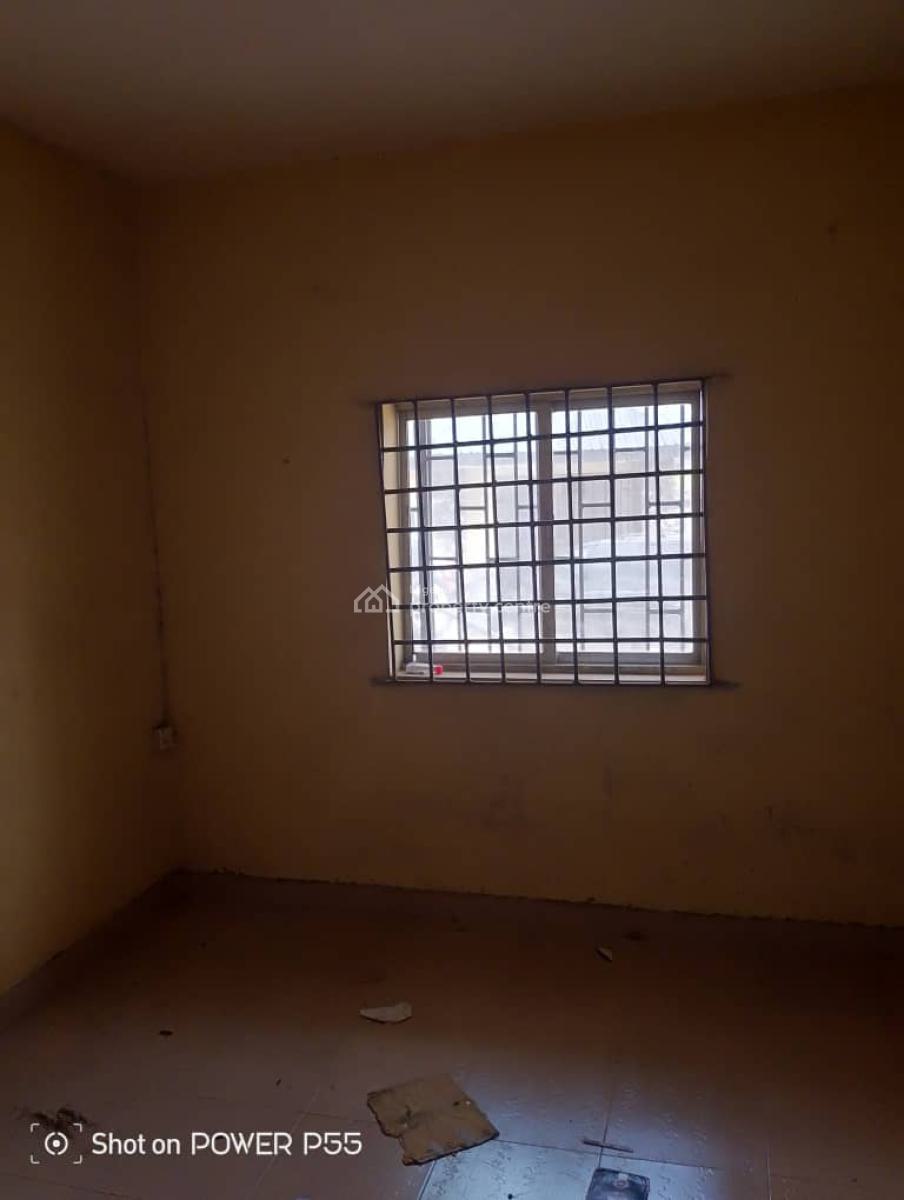 a Mini Flat (office Use), Ogunnusi Area Ojodu, Ojodu Berger, Ojodu, Lagos, Mini Flat (room and Parlour) for Rent