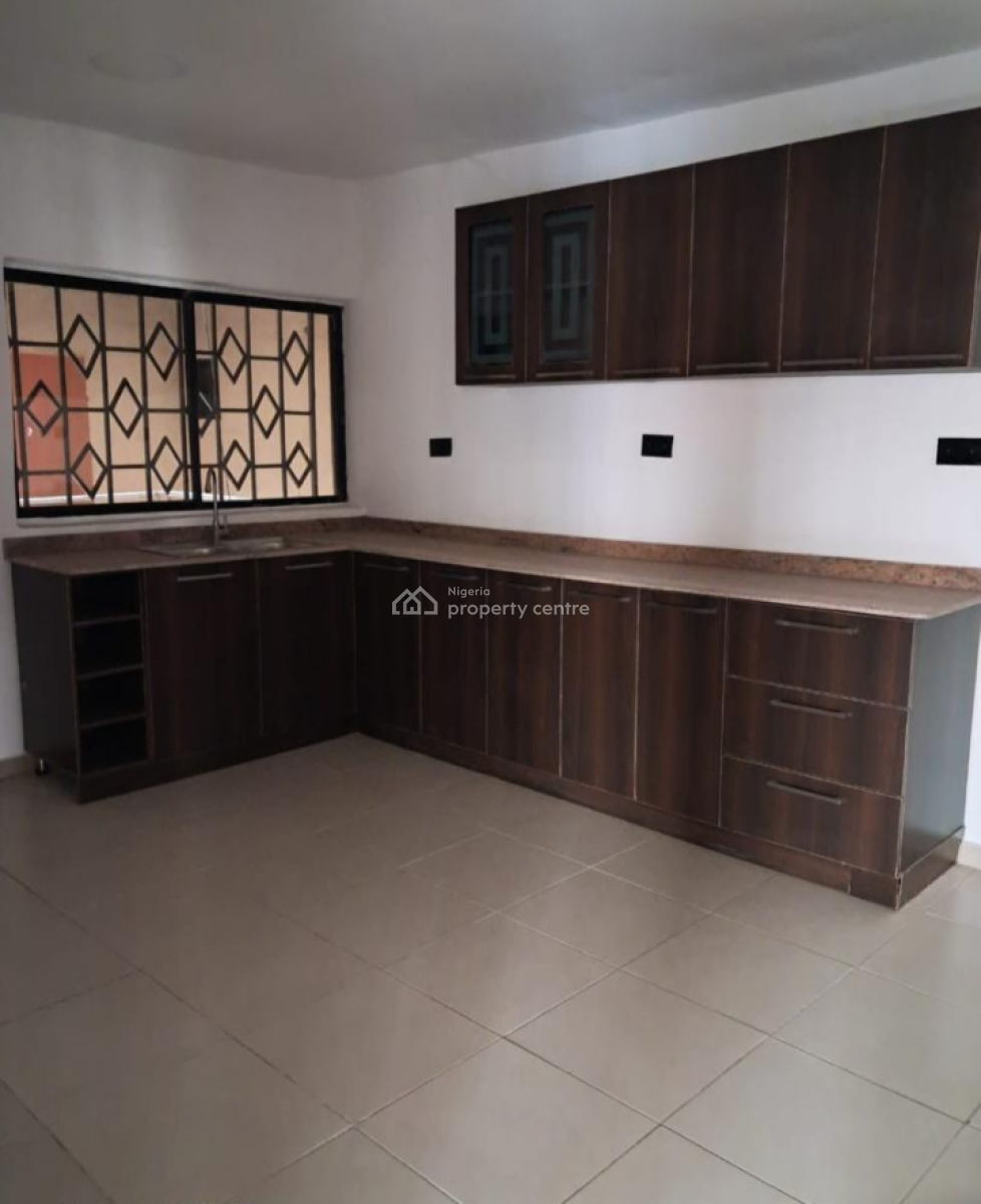 a 3 Bedroom Flat, Ikeja Gra, Ikeja, Lagos, House for Rent