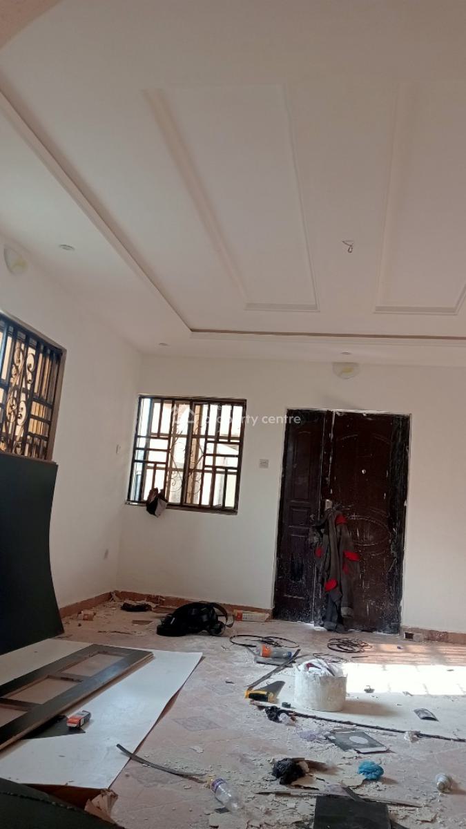 Well Renovated Luxury 3 Bedroom Flat with Wardrobe Kitchen Cabinet,pop, Avery Close to Major Highway, Bogije Ibeju Lekki Lagos Nigeria, Bogije, Ibeju Lekki, Lagos, Flat / Apartment for Rent