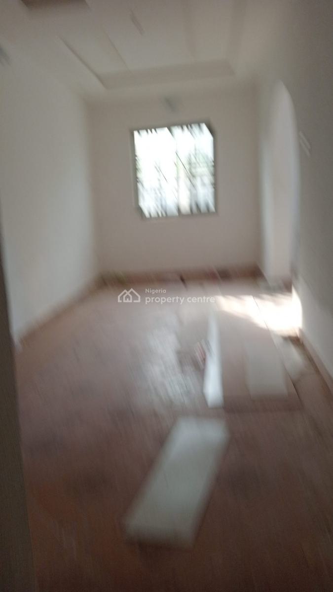 Well Renovated Luxury 3 Bedroom Flat with Wardrobe Kitchen Cabinet,pop, Avery Close to Major Highway, Bogije Ibeju Lekki Lagos Nigeria, Bogije, Ibeju Lekki, Lagos, Flat / Apartment for Rent