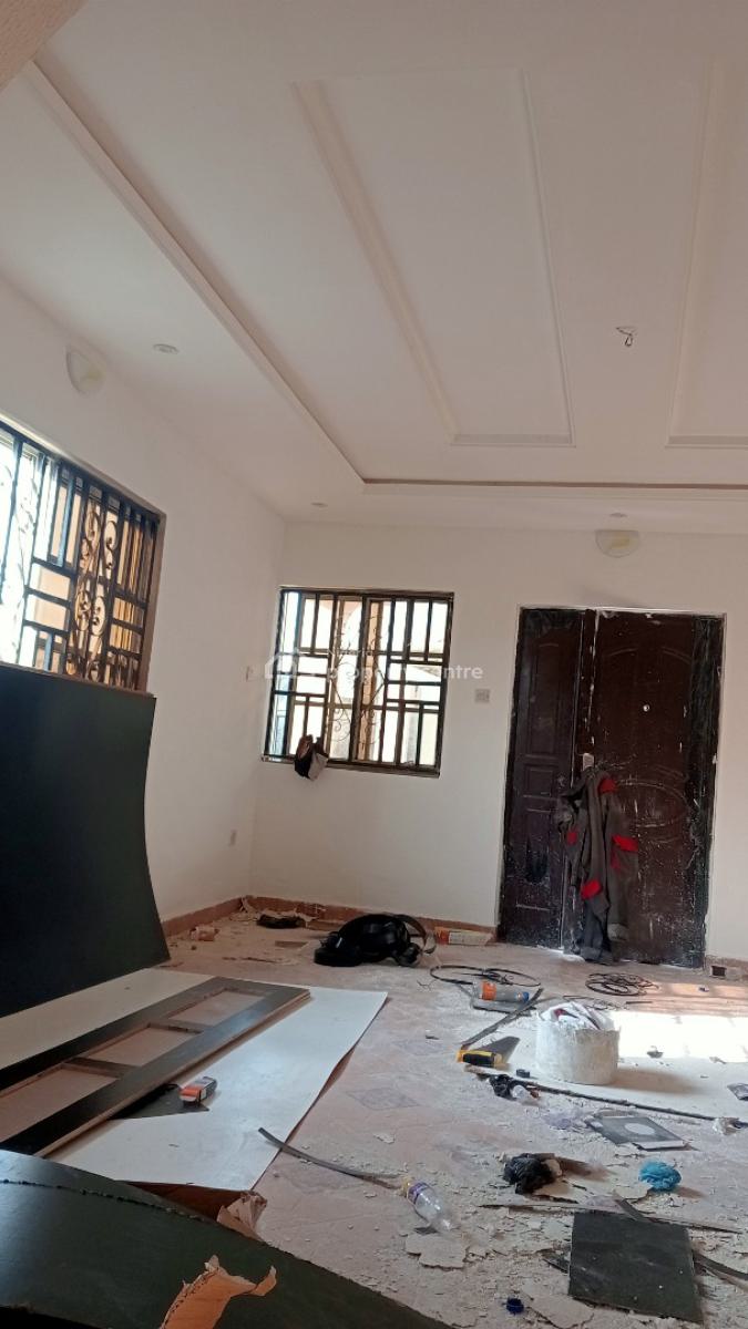 Well Renovated Luxury 3 Bedroom Flat with Wardrobe Kitchen Cabinet,pop, Avery Close to Major Highway, Bogije Ibeju Lekki Lagos Nigeria, Bogije, Ibeju Lekki, Lagos, Flat / Apartment for Rent