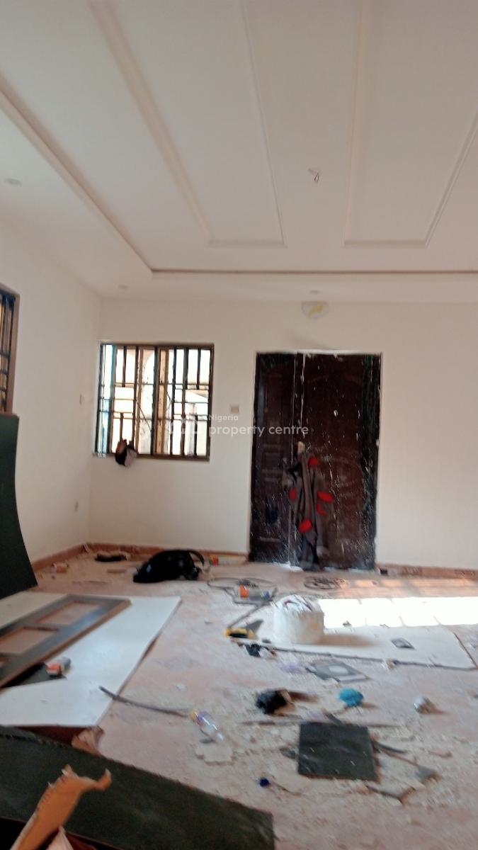 Well Renovated Luxury 3 Bedroom Flat with Wardrobe Kitchen Cabinet,pop, Avery Close to Major Highway, Bogije Ibeju Lekki Lagos Nigeria, Bogije, Ibeju Lekki, Lagos, Flat / Apartment for Rent