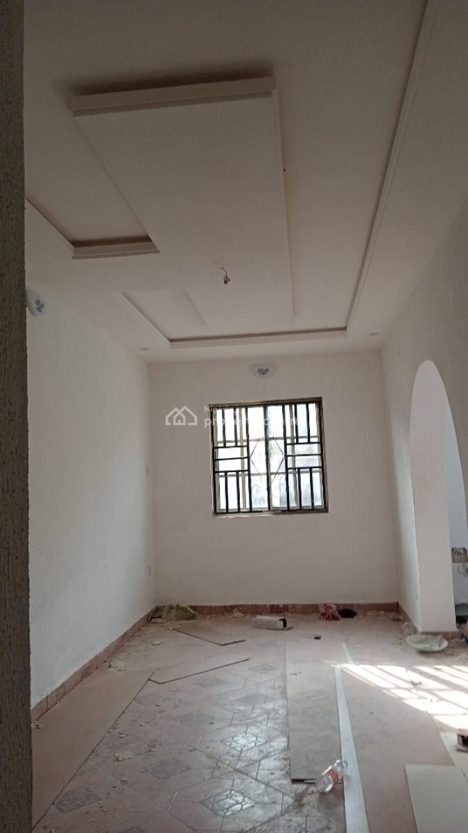 Well Renovated Luxury 3 Bedroom Flat with Wardrobe Kitchen Cabinet,pop, Avery Close to Major Highway, Bogije Ibeju Lekki Lagos Nigeria, Bogije, Ibeju Lekki, Lagos, Flat / Apartment for Rent