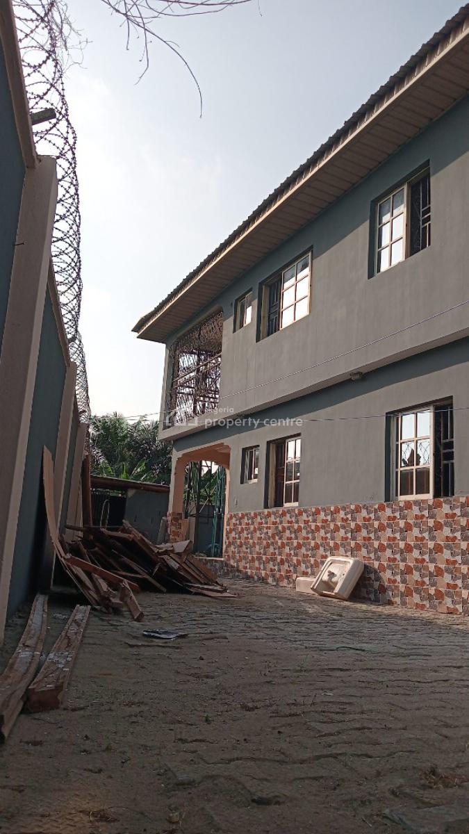 Well Renovated Luxury 3 Bedroom Flat with Wardrobe Kitchen Cabinet,pop, Avery Close to Major Highway, Bogije Ibeju Lekki Lagos Nigeria, Bogije, Ibeju Lekki, Lagos, Flat / Apartment for Rent