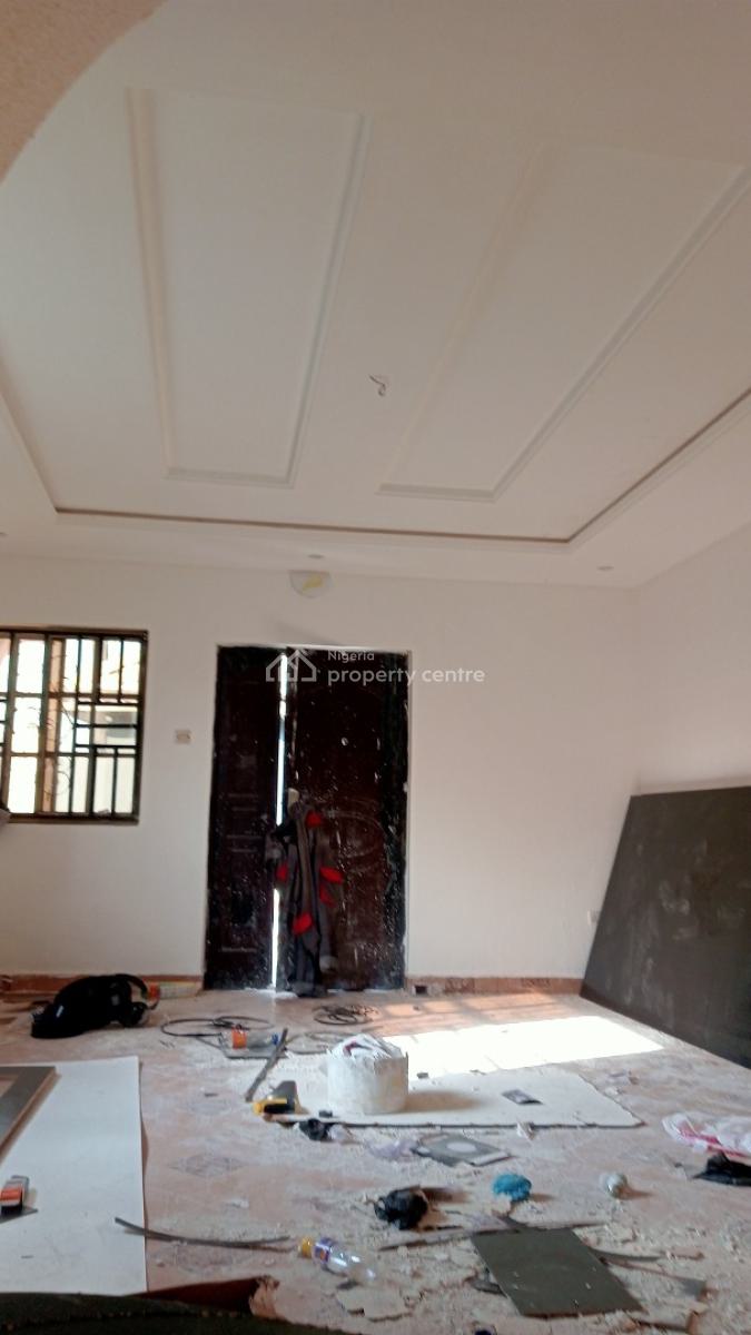 Well Renovated Luxury 3 Bedrooms Flat, Very Close to The Highway, Bogije, Ibeju Lekki, Lagos, Flat / Apartment for Rent