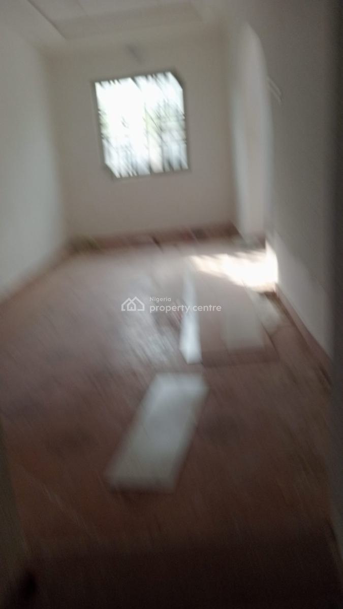 Well Renovated Luxury 3 Bedrooms Flat, Very Close to The Highway, Bogije, Ibeju Lekki, Lagos, Flat / Apartment for Rent