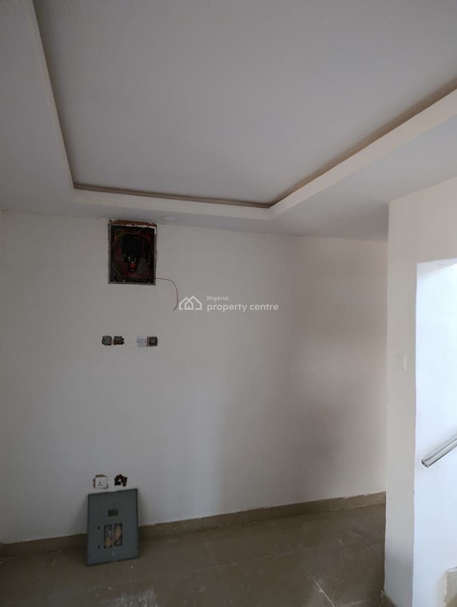 5 Bedroom Duplex Self Compound with 2 Units of Room Self Contain, Revival Bus Stop, Akala Express, New Garage, Oluyole, Oyo, Detached Duplex for Rent