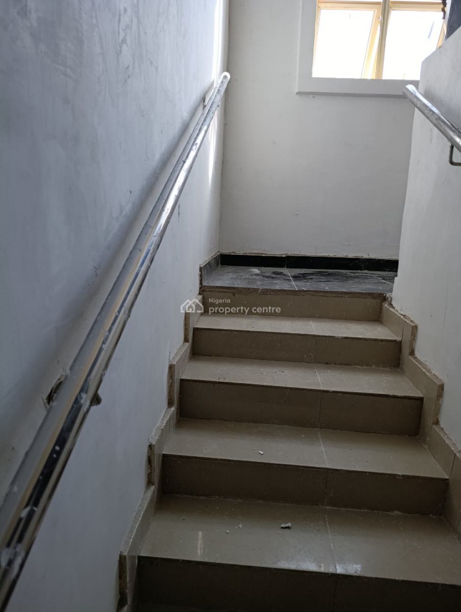 5 Bedroom Duplex Self Compound with 2 Units of Room Self Contain, Revival Bus Stop, Akala Express, New Garage, Oluyole, Oyo, Detached Duplex for Rent