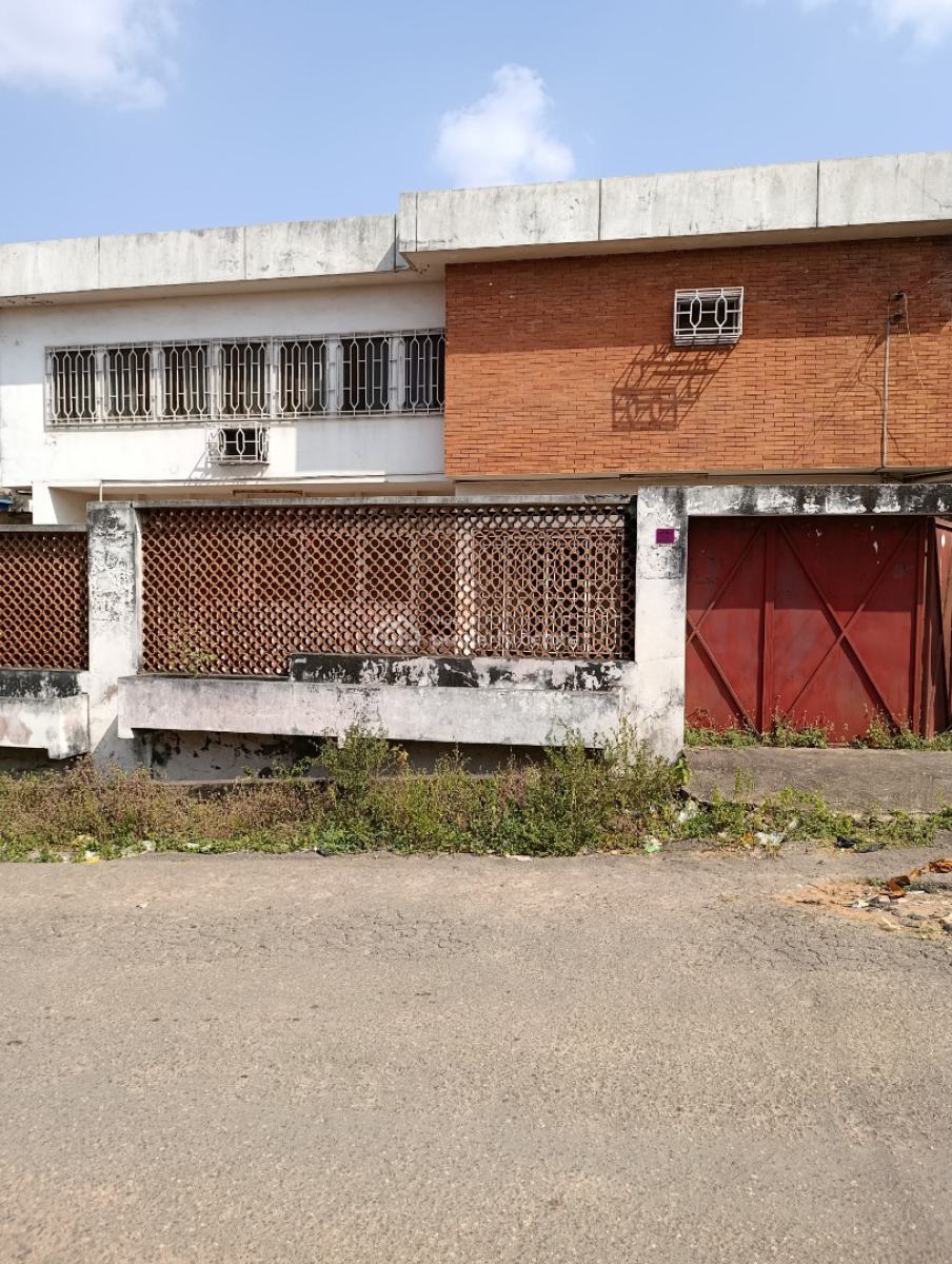 Office Duplex with Bq Good for School and Hospital, Tinubu Estate, Adex Bus Stop, Iwo Road Ibadan, New Bodija, Ibadan, Oyo, Office Space for Rent