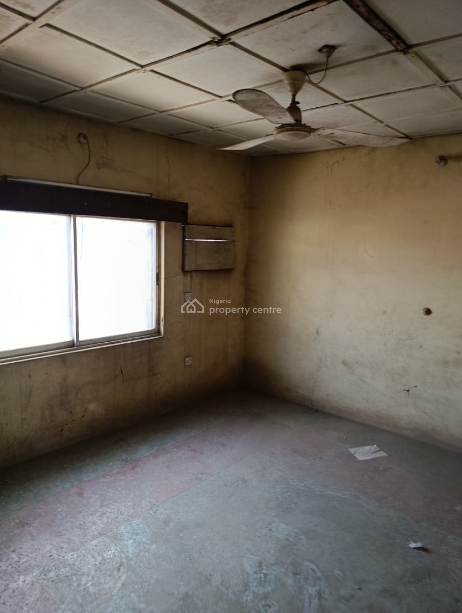 Office Duplex with Bq Good for School and Hospital, Tinubu Estate, Adex Bus Stop, Iwo Road Ibadan, New Bodija, Ibadan, Oyo, Office Space for Rent
