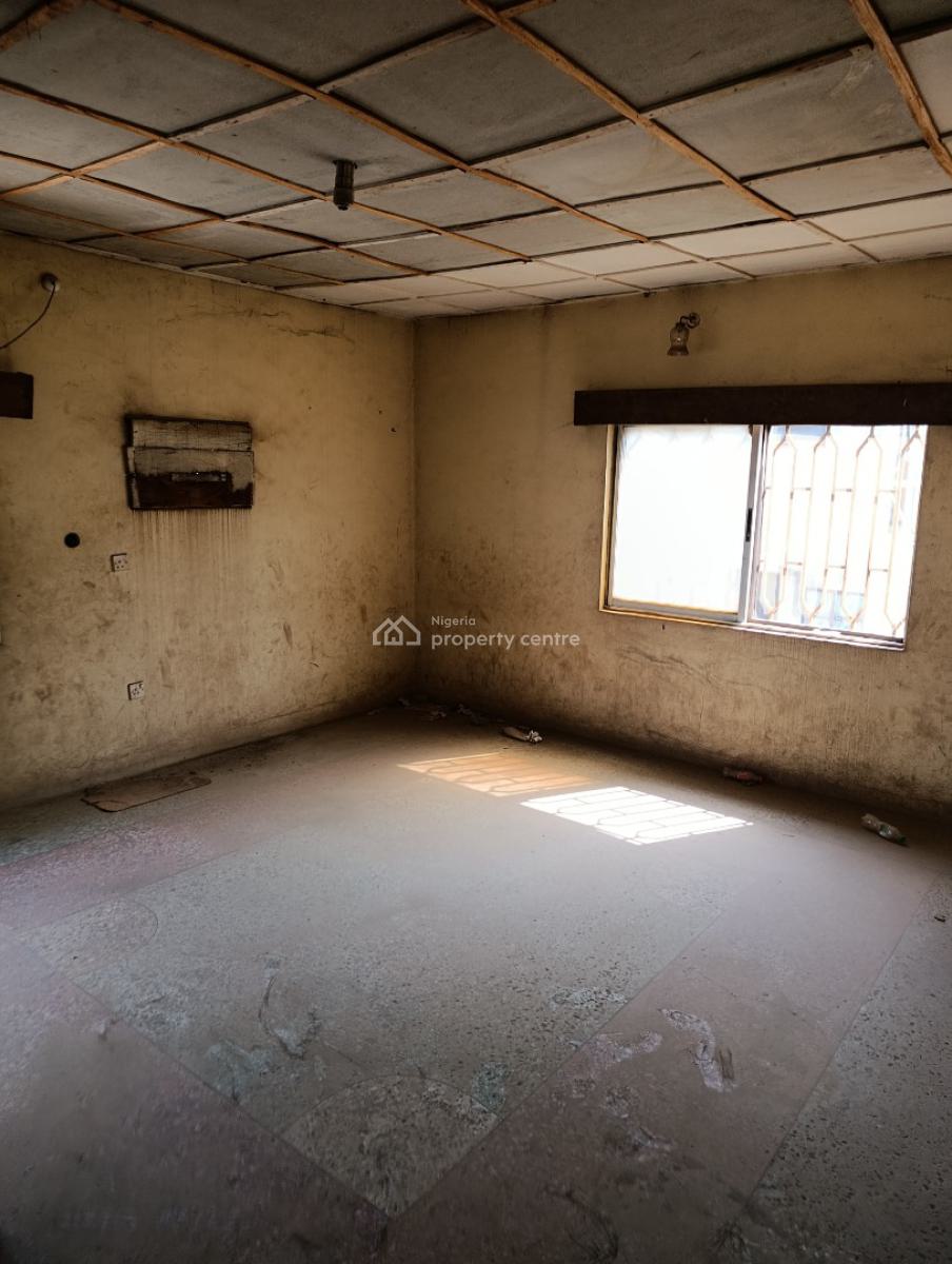 Office Duplex with Bq Good for School and Hospital, Tinubu Estate, Adex Bus Stop, Iwo Road Ibadan, New Bodija, Ibadan, Oyo, Office Space for Rent