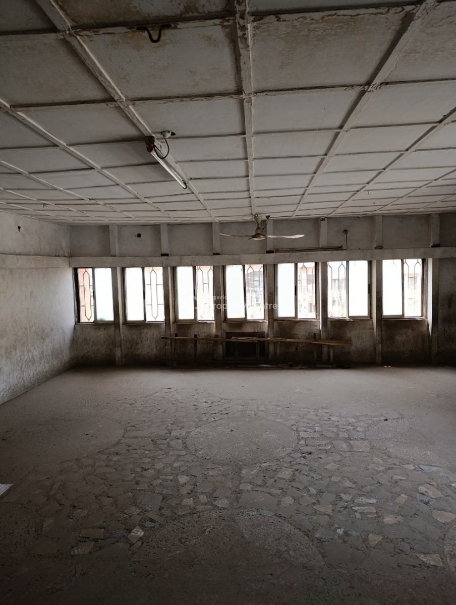 Office Duplex with Bq Good for School and Hospital, Tinubu Estate, Adex Bus Stop, Iwo Road Ibadan, New Bodija, Ibadan, Oyo, Office Space for Rent