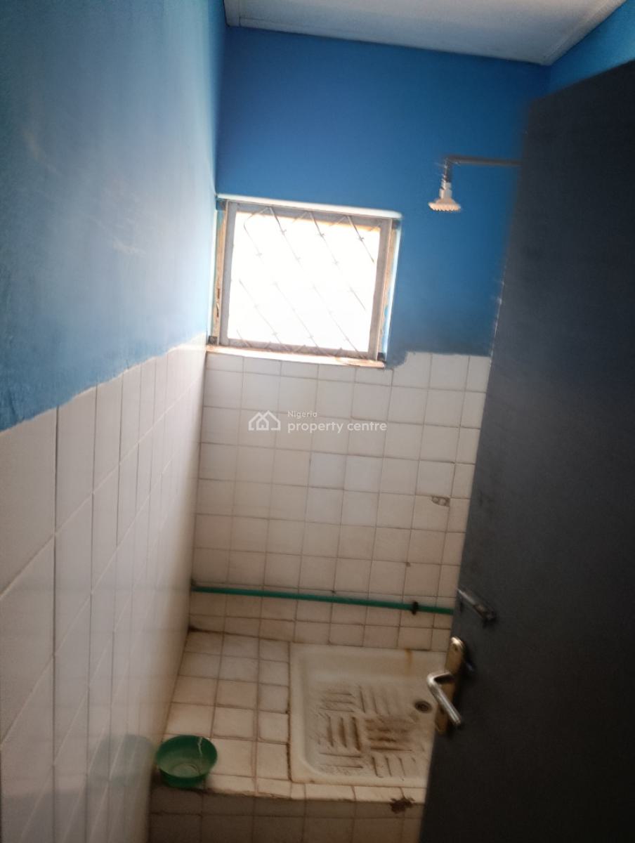 3 Bedroom Flat in a 4 Flat with 2 Toilets Fenced with Gate, Ede Street, Molade, Ibadan, Alakia, Ibadan, Oyo, Semi-detached Bungalow for Rent