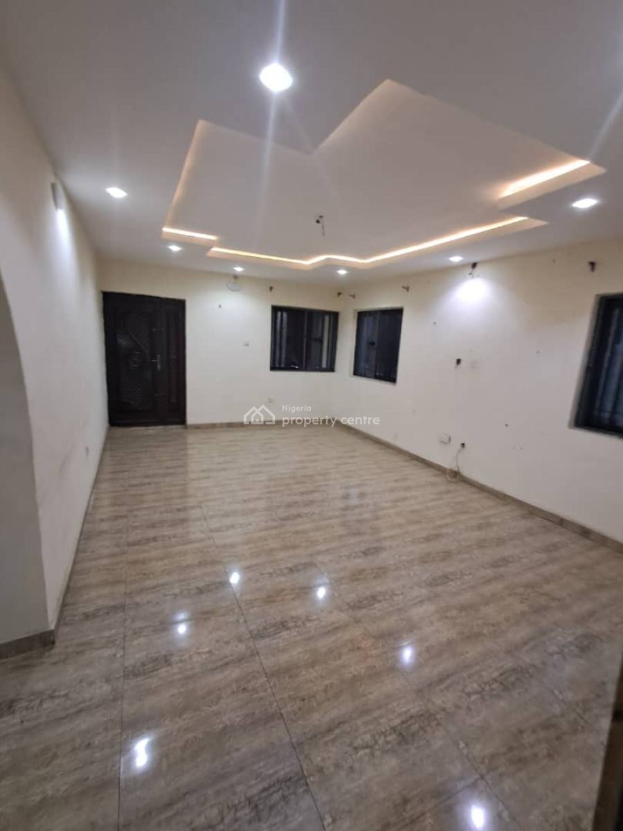 Luxury 3bedroom Flat at Magodo Phrase 2 Gra, Gra Phase 2, Magodo, Lagos, Flat / Apartment for Rent