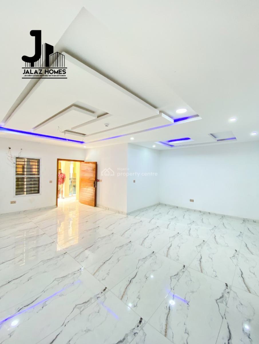 2 Bedroom Apartment, Lekki Phase 1, Lekki, Lagos, House for Sale