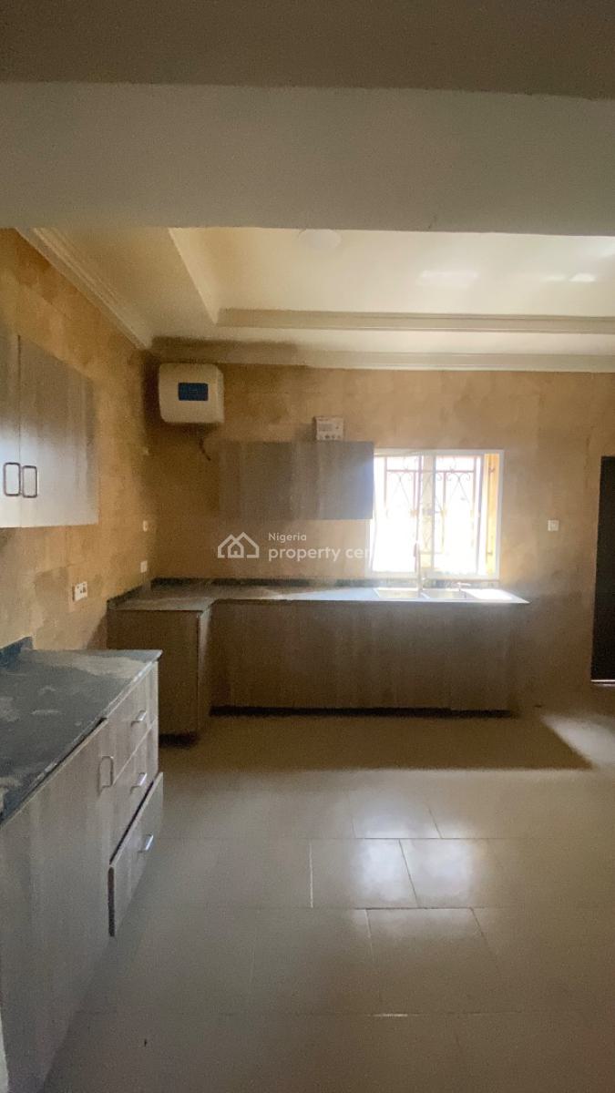 Neatly Built 4 Bedroom Terrace Duplex + Bq  Jahi Gilmore, Jahi, Jahi, Abuja, Terraced Duplex for Rent