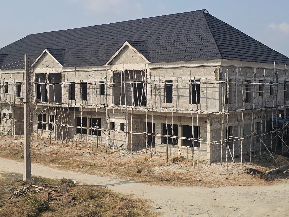 Carcass Spacious 3 Bedrooms Terrace House with Bq, Along Lekki-epe Expressway, Bogije, Ibeju Lekki, Lagos, Terraced Duplex for Sale